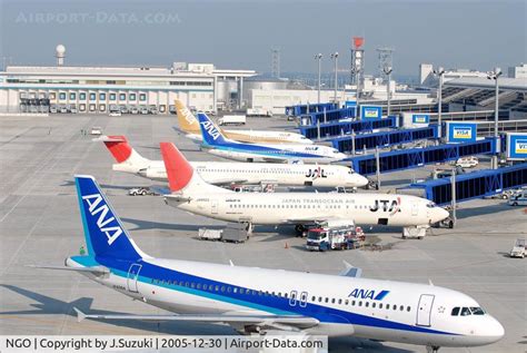 中部国際空港から那覇空港：空の旅と文化の交差点