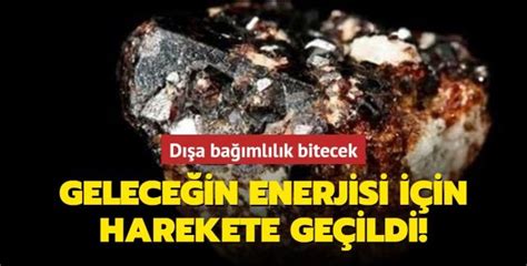  Diyamant Benekli Perovskitler: Geleceğin Güneş Enerjisi İçin Muhteşem Bir Vadet mi?